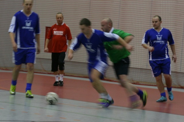 Futsal w Złotowie 20 stycznia
Unimetal-Panorama 0:2
Konmet-SBL Zakrzewo 5:3
Klan Piast - De formacja 5:1
Szarp - Osówka 2:1
Radom - Piast Skic 4:2
Mieszalnia Pasz - Piast 5:1
Rajo-Gościniec Krajeński 3:6