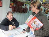 Bełchatów: Weronika Marczuk na targowisku miejskim zachęcała do udziału w eurowyborach