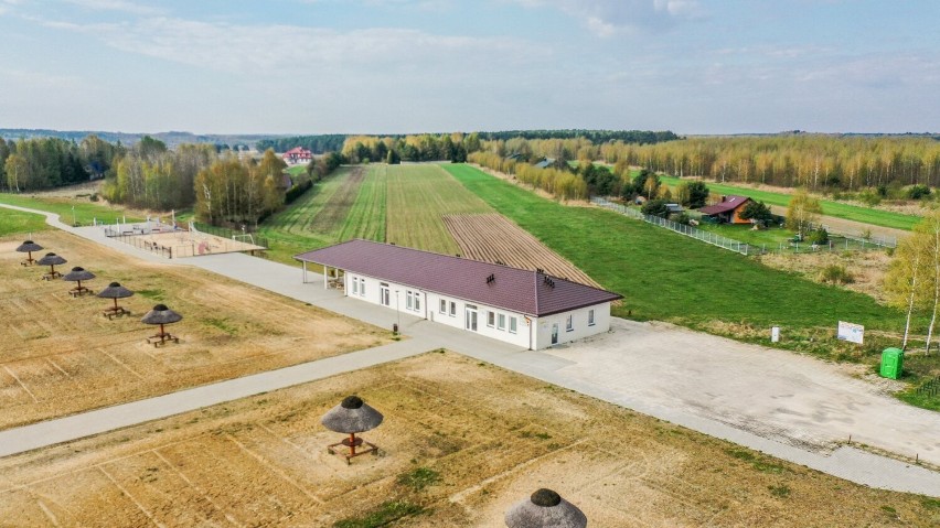 Zalew w Miedznej Murowanej. Atrakcyjne miejsce na letni wypoczynek w Łódzkiem [ZDJĘCIA]