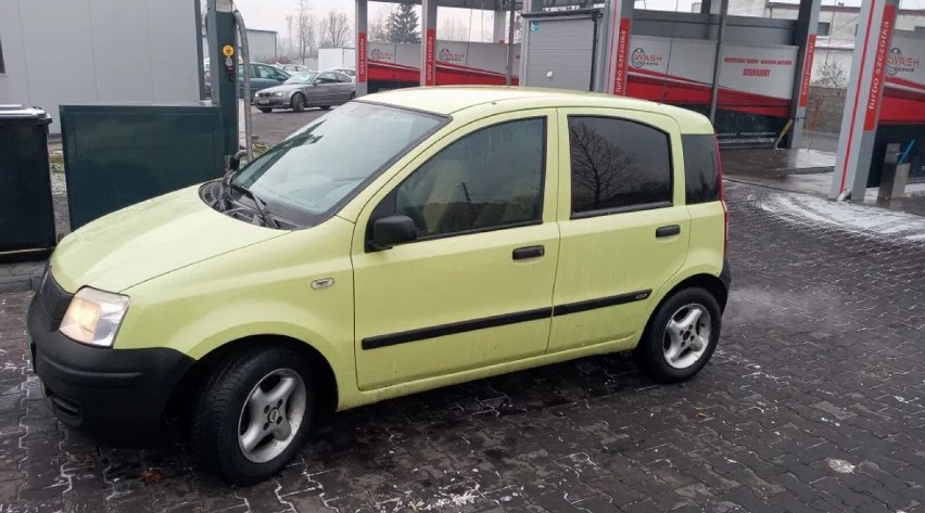 Fiat Panda
Cena: 2900 zł
Rok produkcji: 2005
Poj. silnika: 1...