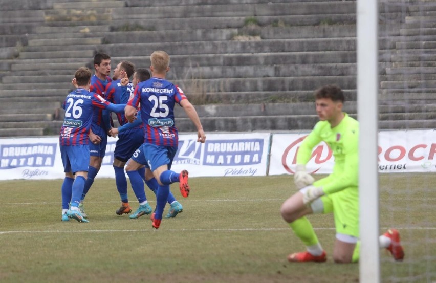 08.04.2023. III liga: Polonia Bytom - Raków II Częstochowa...