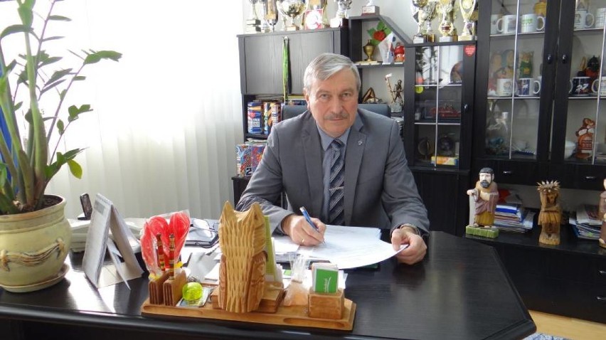 Na zdjęciu Krzysztof Lisiecki, burmistrz Piątku