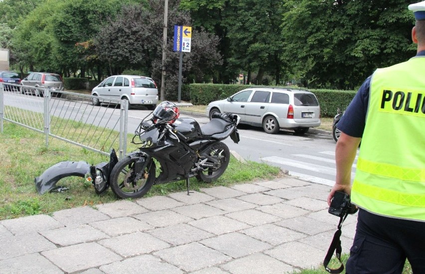 Wypadek motocykla w Kielcach (WIDEO, zdjęcia)