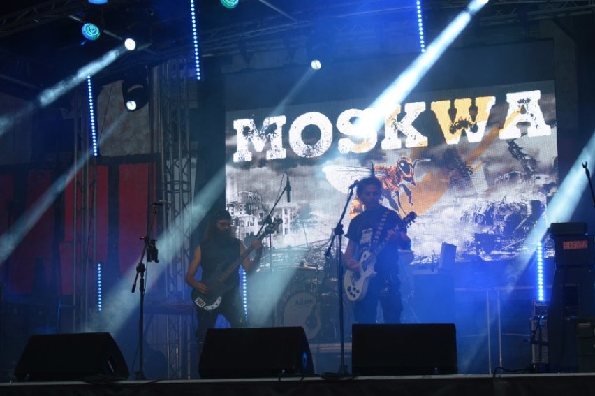 Dni Zduńskiej Woli 2019. Koncerty grup Moskwa i Zwierzę [zdjęcia, wideo]
