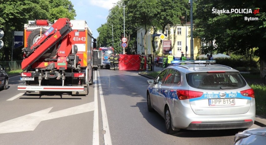 Tragiczny wypadek w Bytomiu. Kierowca audi nie ustąpił pierwszeństwa, 31-letnia motocyklistka z Katowic nie żyje