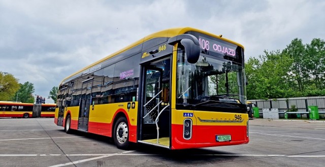 Wybrano firmy, które dostarczą 30 autobusów elektrycznych dla Warszawy