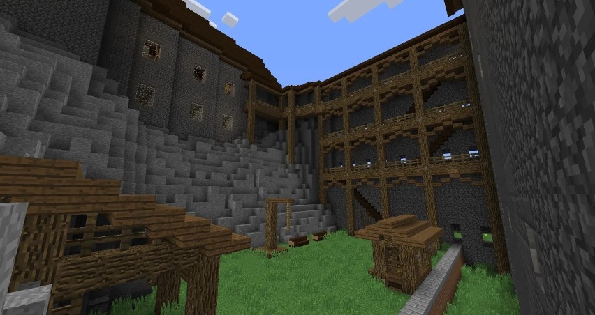 Możemy ujrzeć zamek Ogrodzieniec grając w popularną grę Minecraft.