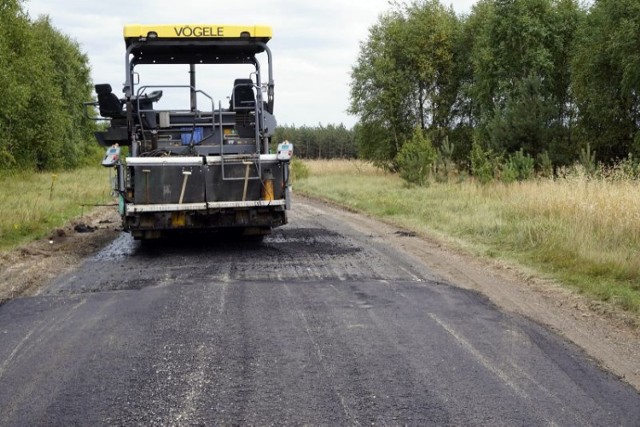 Remont drogi nr 3911E koło miejscowości Kaleń