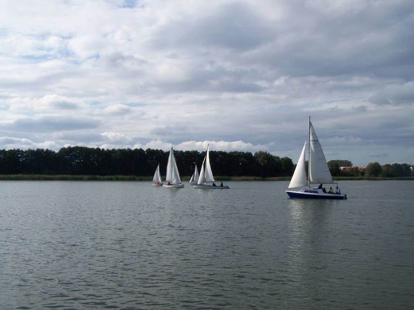Klub Sportów Wodnych VEGA LOK Pleszew zaprasza do wspólnego żeglowania