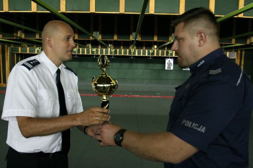 Policjant z Lubartowa zwycięzcą wojewódzkich eliminacji na „Dzielnicowego Roku”