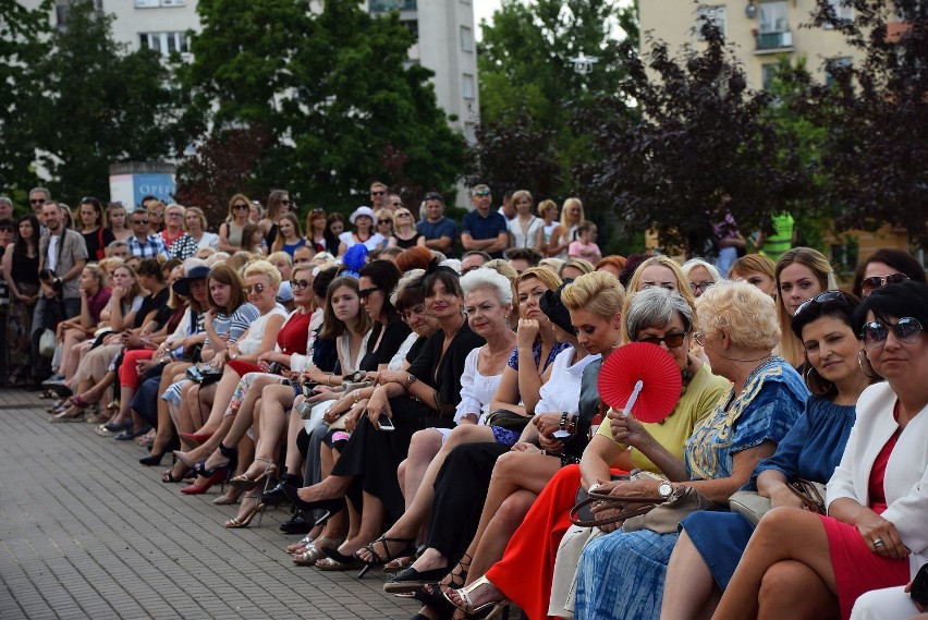 Ogrody Opery. Piękna Niepodległa - pokaz mody