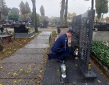 Policjanci ze Zduńskiej Woli uczcili pamięć poległych funkcjonariuszy – ofiar NKWD ZDJĘCIA