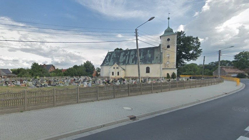 Ogromne dotacje na kościoły. Kościół w Lesznie Dolnym