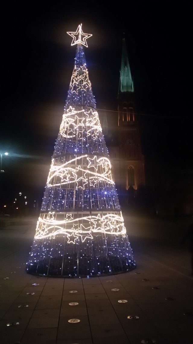 Rybnik w świątecznej szacie nocą, Boże Narodzenie 2014.