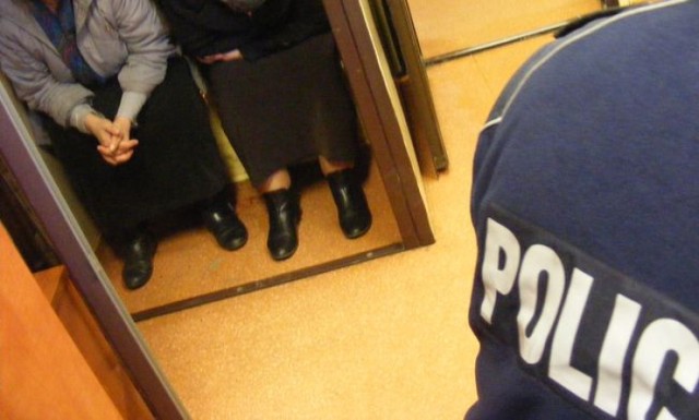Zatrzymano kobiety podejrzane o kradzież pieniędzy w Nowotnej