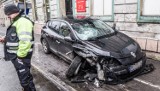 Wypadek na ul. Poznańskiej w Bydgoszczy. Jedna osoba została przewieziona do szpitala [zdjęcia]