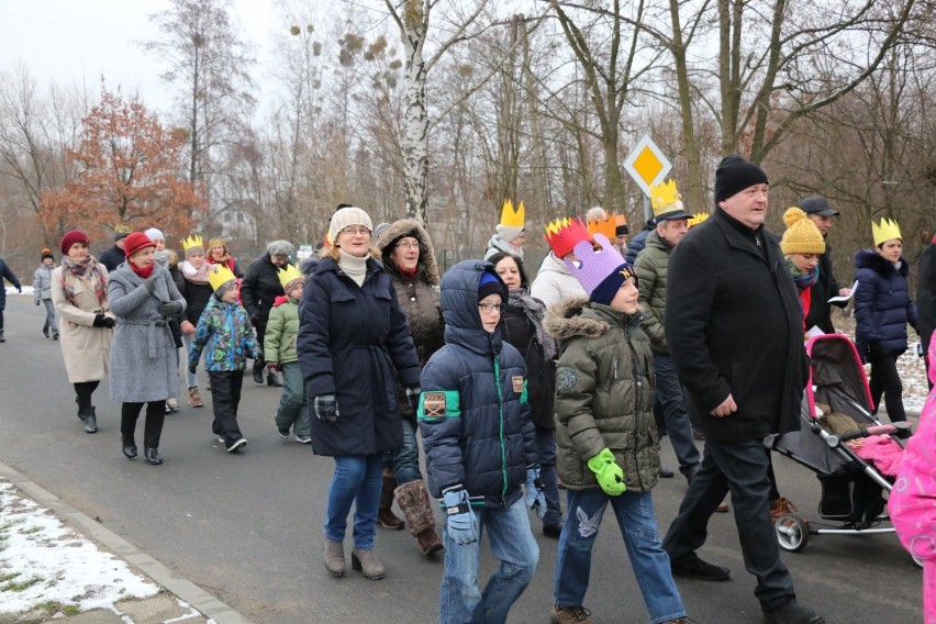 Orszak Trzech Króli 2020 w Koszęcinie i marsz "Od stajenki do stajenki" w Strzebiniu
