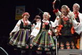 Zespół „Ustronie” wystąpił na scenie sali koncertowej skierniewickiego CeKiSu