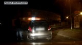 Bolesławiec: Wracający ze służby do domu policjant zatrzymał pijanego kierowcę [FILM]