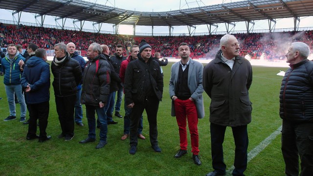 Wybitni widzewiacy na nowym stadionie: Andrzej Możejko, Andrzej Grębosz, Krzysztof Kamiński, Marcin Zając, Piotr Kupka, Mirosław Myśliński, Rafał Pawlak, Wiesław Surlit