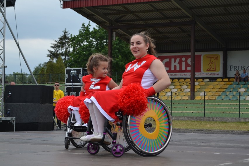 Dni Pruszcza Gdańskiego 2015: Występy cheerleaderek [ZDJĘCIA, FILMY]