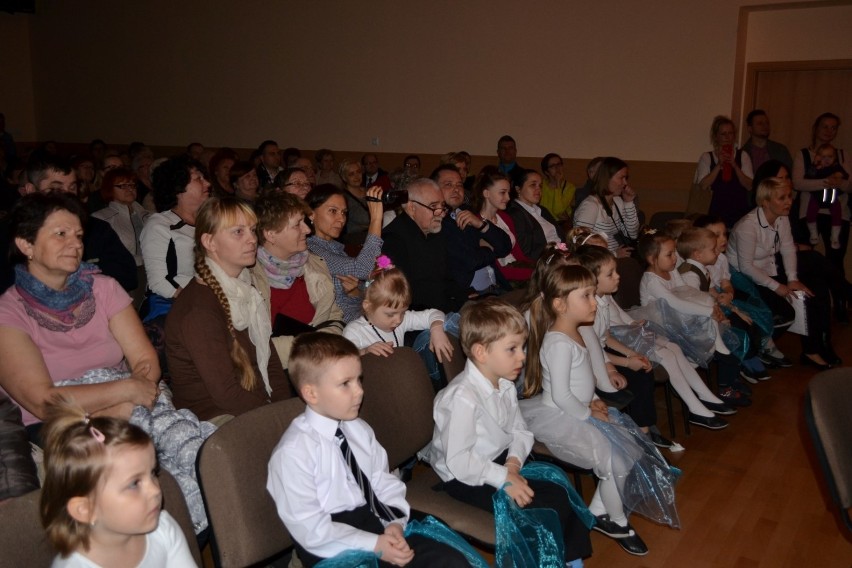 Koncert Zimowy w wykonaniu dzieci z człuchowskiego Piano [ZDJĘCIA, FILM]