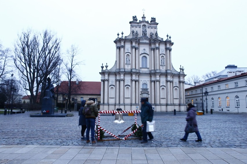 Dzwon na Krakowskim Przedmieściu. "Wacław IV" w hołdzie...
