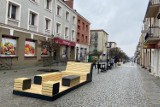 Łomża. Parklet przy ul. Długiej ma zachęcać mieszkańców do odpoczynku