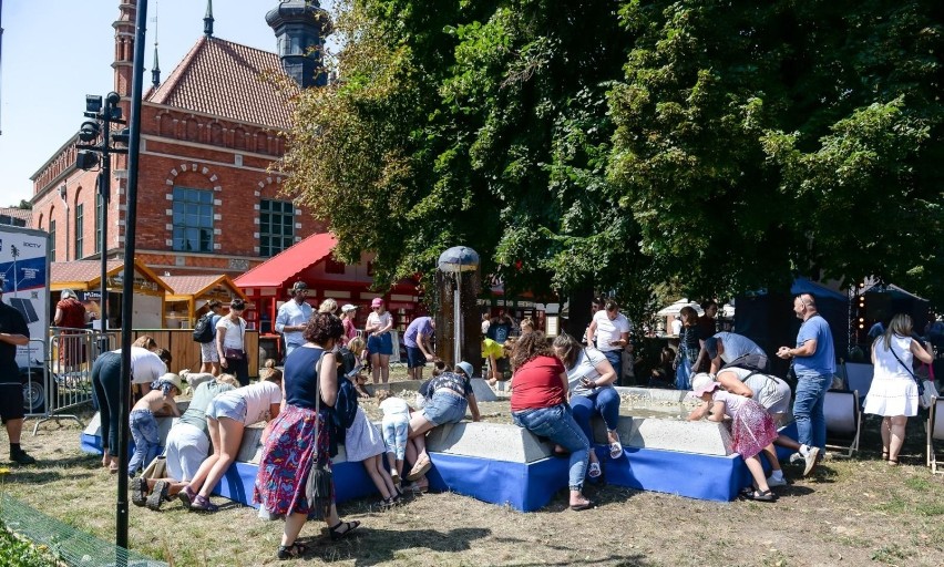 "Bursztynowy weekend" na Skwerze Heweliusza w Gdańsku