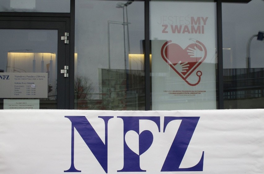 Opolski oddział NFZ wspiera naszą akcję "JesteśMY z WAMI" 