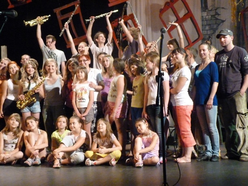 Trwają próby do finału projektu Lato w Teatrze 2011 - przedstawienia &quot;My, uczniowie...&quot;