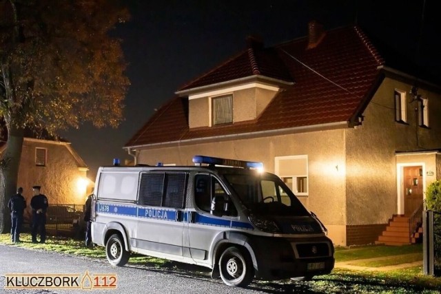Pod koniec października ubiegłego roku Paweł D. dopuścił się podwójnego morderstwa w jednym z domów jednorodzinnych w Borkowicach. Zabił ojca i matkę. Zwłoki małżonków znalazła policja.