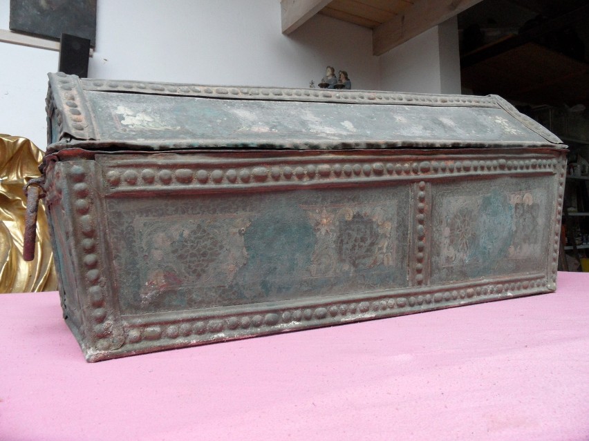 Historia dziecięcego sarkofagu Promnitzów. Odkrywamy tajemnice