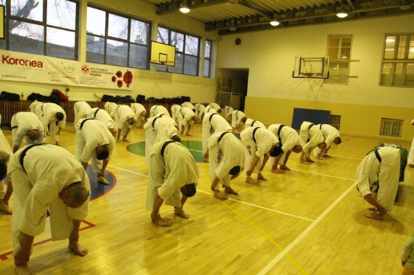 Twórca spółki ZPUE Włoszczowa z czarnym pasem karate 