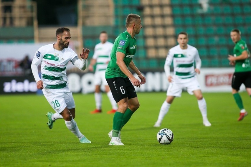 Górnik Łęczna - Lechia Gdańsk 24.09.2021 r. Oceniamy biało-zielonych. Świetni Flavio Paixao i Maciej Gajos, Kacper Sezonienko z golem