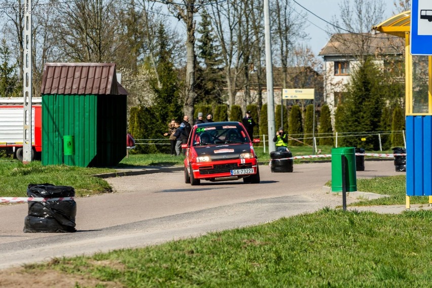 Ryk silników i zapach benzyny! 4. Rajd Kwidzyński jak zwykle widowiskowy [ZDJĘCIA]