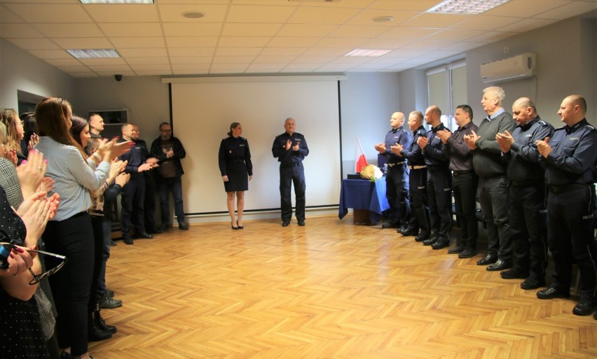 W Komendzie Powiatowej Policji w Oświęcimiu pożegnano  mł....