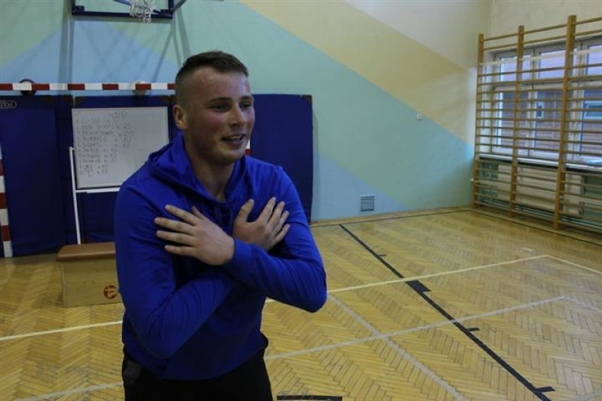 Żarki Letnisko: fizjoterapeuta Piotr Paca promuje trening tabata