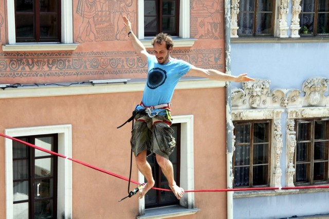 Jak zawsze Carnavalowi Sztukmistrzów towarzyszy Urban Highline Festival. W tym roku nowe liny pojawią się obok CSK