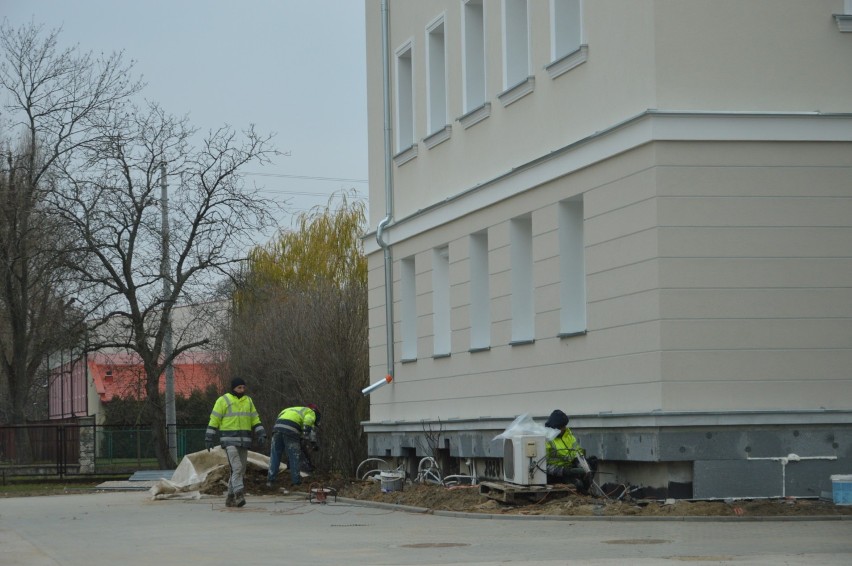 Termomedernizacja jednego z budynków instytutu w Skierniewicach. Coś poszło nie tak? ZDJĘCIA