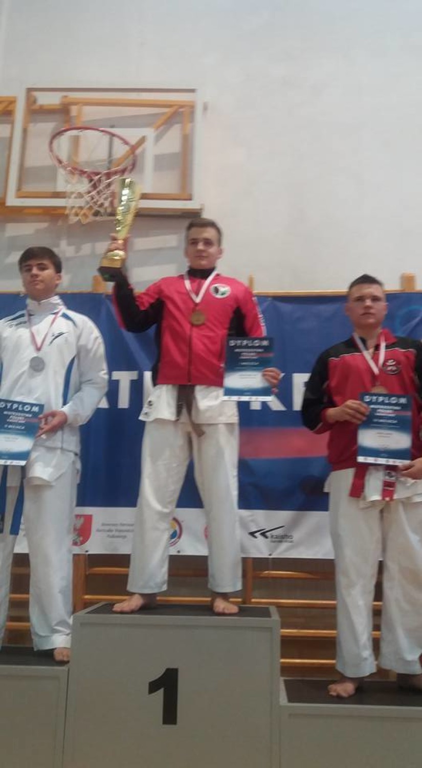 Pleszewscy karatecy zdobyli sześć złotych medali na...