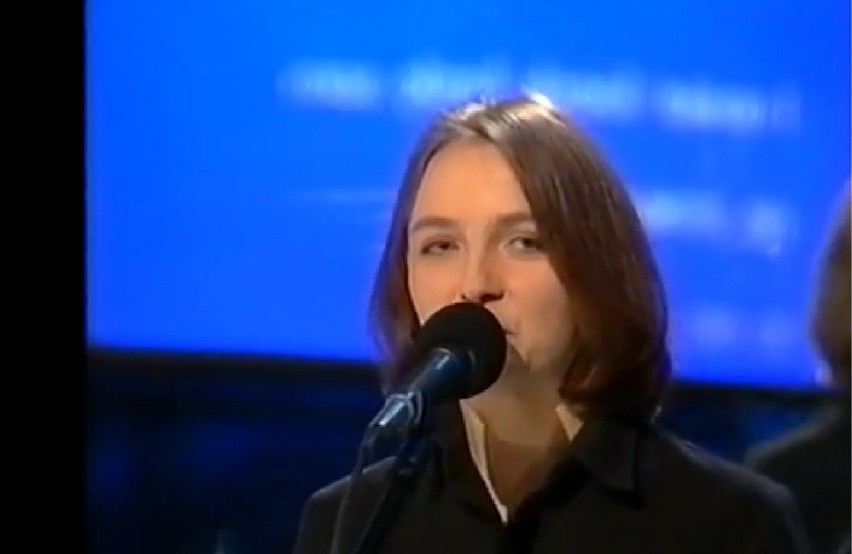 Anna Wyszkoni zaśpiewała w programie z udziałem zespołu...