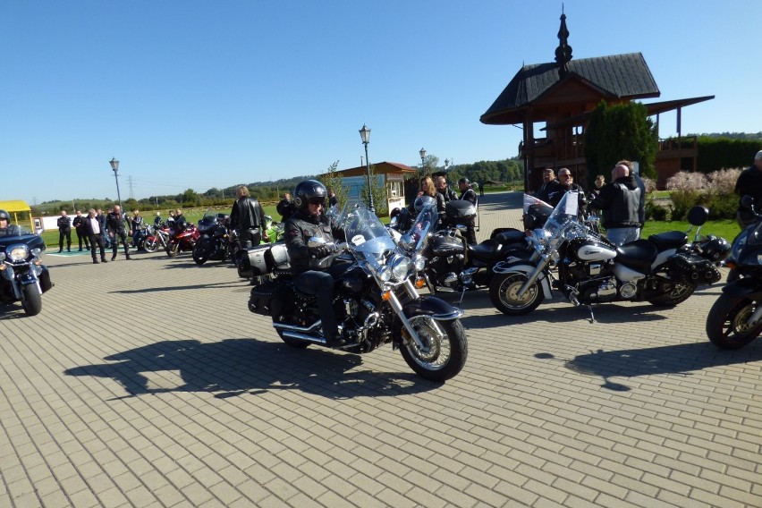 Ponad 800 sądeckich motocyklistów wzięło udział w zakończeniu sezonu