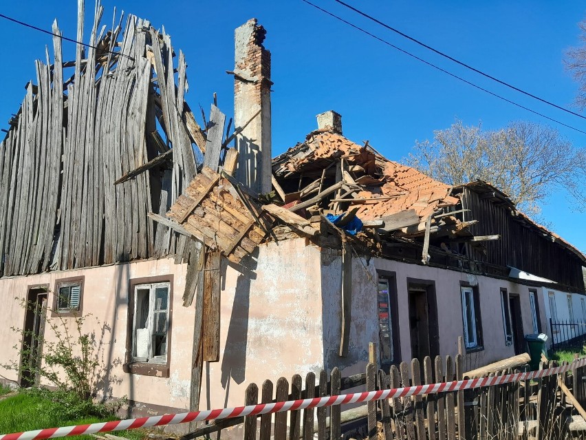 W gminie Stare Pole zawalił się dach domu