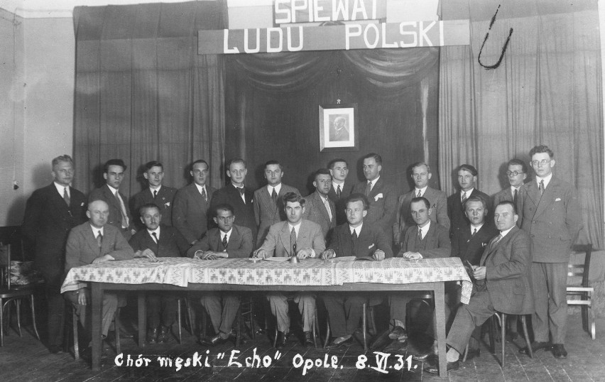 Życie codzienne w przedwojennym Opolu. Rok 1931. Chór męski...