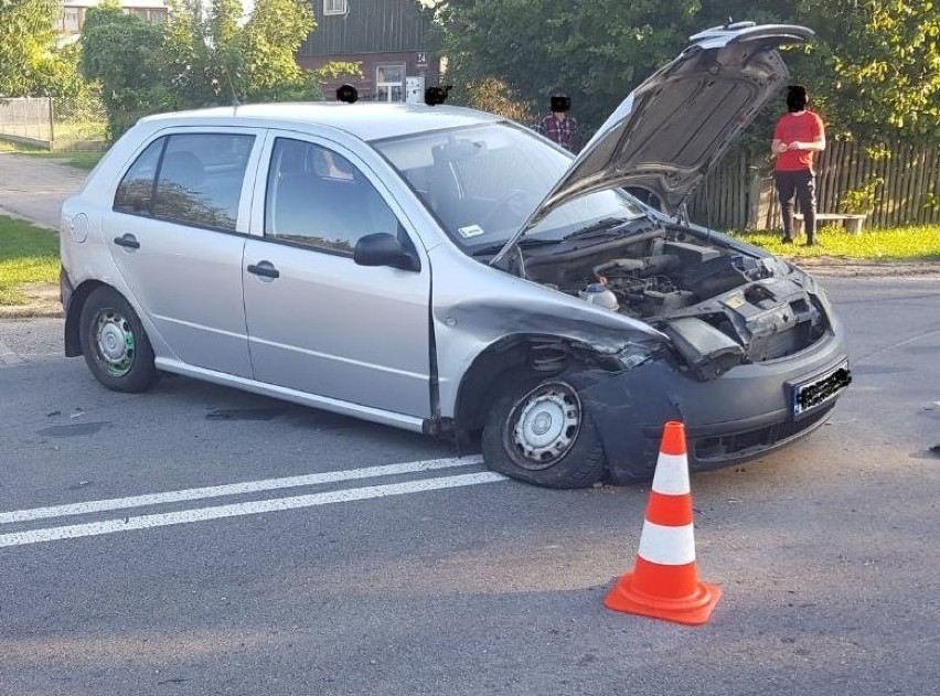 Wypadek w Karolewie. Zderzyły się dwa auta. 08.08.2019
