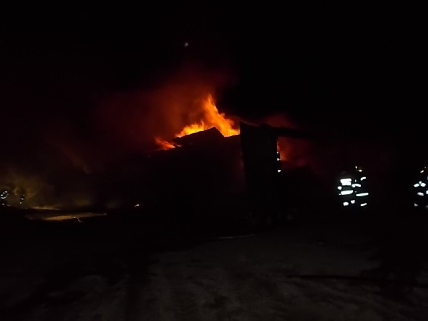 Lipsko Polesie: Spłonęło wyposażenie stolarni i suszarni