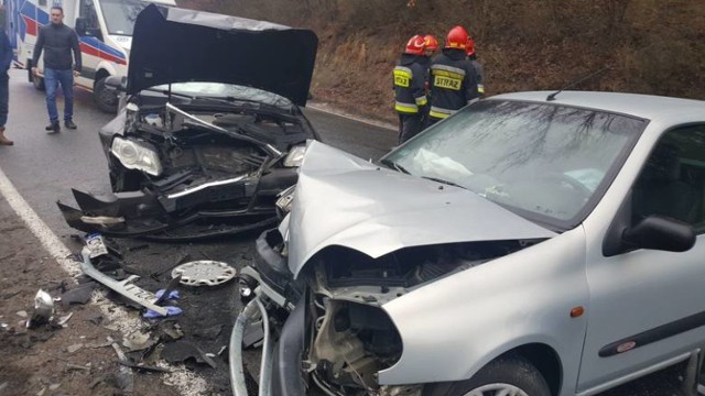 W Wielkanoc w Kłódce, na drodze krajowej nr 16, zderzyły się dwa samochody. Kobieta zmarła w szpitalu w wyniku odniesionych w wypadku obrażeń.