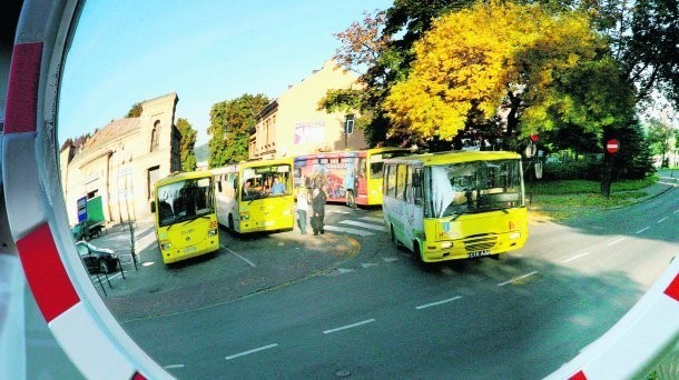 Program sądeckiego MPK ma sprawić, że autobus będzie w godzinach szczytu najszybszym środkiem transportu