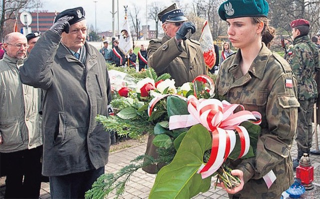 Łódzkie obchody 71. rocznicy zbrodni katyńskiej